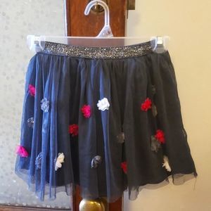 Girl's skirt size 10/12